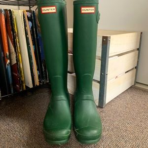 Hunter Green Rainboots